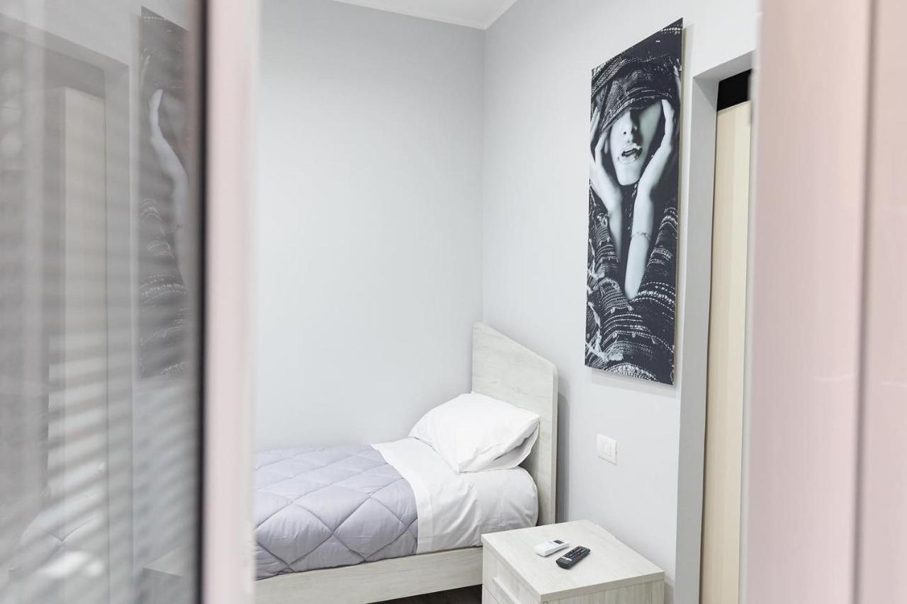 בארלטה B&B Chiaro Di Luna מראה חיצוני תמונה